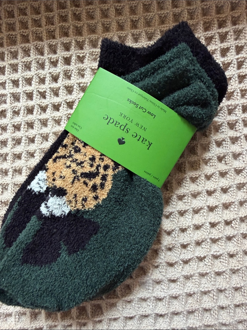 kate spade Green tiger, Black and crème polka dot Low-Cut Cozy Socks set of 3